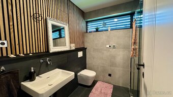 Úsporné 3+kk s terasou a zahradou - 12