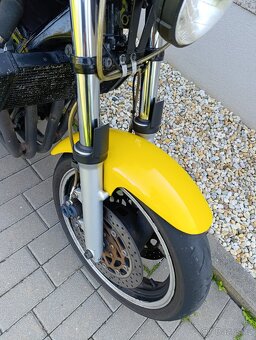 Yamaha FZS 600 Fazer - 12