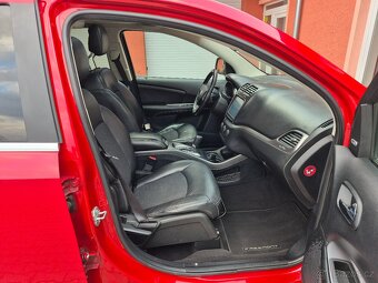 Fiat Freemont 2.0 Multijet Cross 125kW - 12