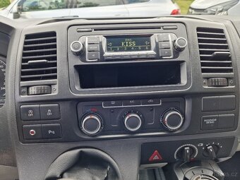 VOLKSWAGEN T5 TRANSPORTER LONG 2,0TDI 9MÍST - 12