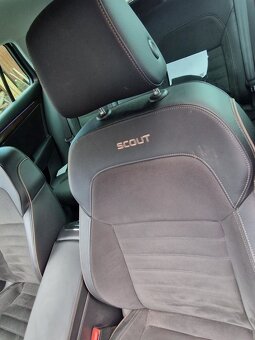 Superb Scaut 2,0TDI - 12