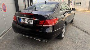 Mercedes benz E 250 CDI coupe - 12