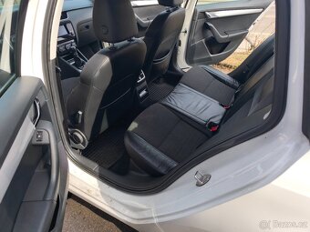 Škoda Octavia 3 combi 2.0 tdi - 12