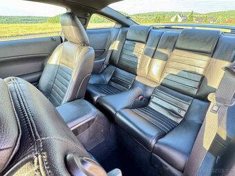 Ford Mustang GT 4.6L V8 224 kW /Manuál/8.2008/31 000 mil - 12