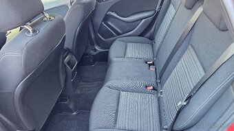 Mercedes-benz B - 12