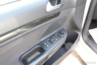 Volkswagen Golf - 12