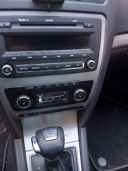 ŠKODA OCTAVIA 1.9TDI 77KW DSG 2009 BEZ DPF - 12