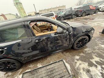 Porsche Cayenne Diesel 3.0 2012 motor start - 12