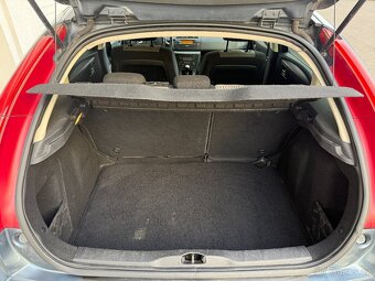 Citroën C4, 1.4i, 65kw 100t.KM Nová STK - 12