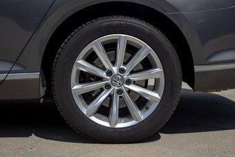 Volkswagen Passat 2.0 TDI 190k Highline - 12