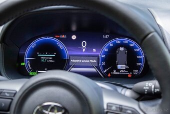 Toyota Yaris - 12