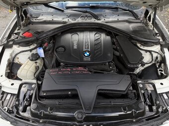 BMW 320d Touring (F31) 135 kW - 12