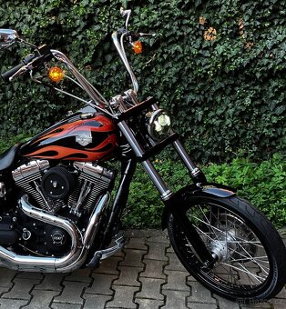 Harley Davidson Dyna Wide Glide 103 - 12
