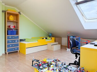 Pronájem bytu 5+kk 190 m² + garáž - 12