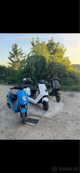 Pronájem elektroskútru - NIU - 600 Kč/den, 1500 Kč/vík - 12