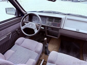 ŠKODA FAVORIT 135LS - 1.majitel - Top STAV - 770000km - 12