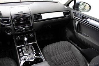 Volkswagen Touareg II 3.0 V6 TDI BMT 4MOTION Mountain. - 12