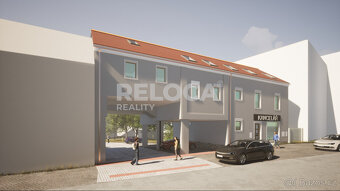RD s pozemkem a projektem na bytový komplex, Poděbradova ul. - 12