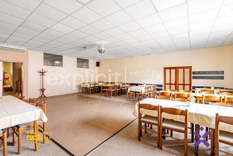 Prodej restaurace, 1 000 m2 - Bojkovice, ev.č. 02156 - 12