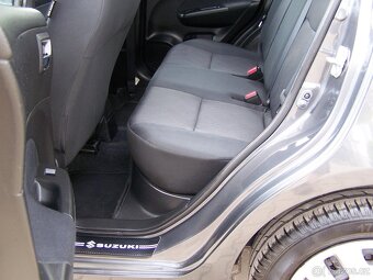 Suzuki Swift 1.2 i 4x4 69 kW r.v.2012 - 12