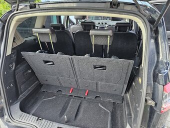 Ford S Max 2.2 TDCi, 7 míst - 12