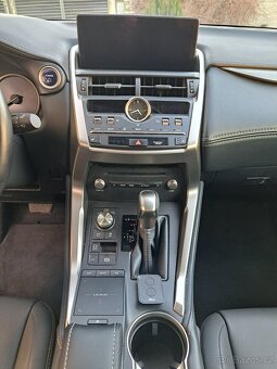 Lexus NX 300h, 5/2021, 114kW - 12