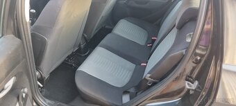 Fiat Grande Punto 1.3 JTD multijet - 12