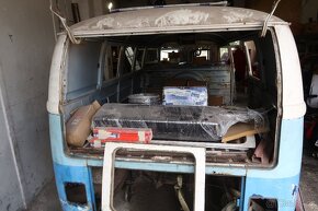 VW T1 - 12