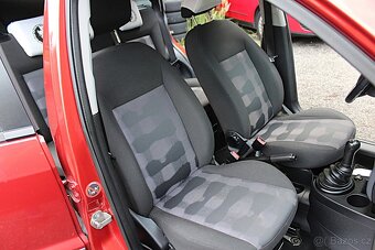 Ford Fusion - 12