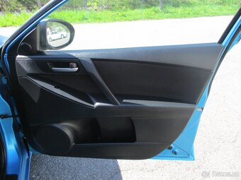 MAZDA 3 - 1.6 i , nové STK - 12
