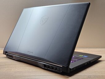 17,3"_MSI KATANA 17 B13V_i7-13620H_16GB_RTX 4070 8GB - 12