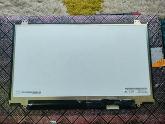 LCD notebook 17,3" 120Hz, 17,3" 60Hz, 15,6", 14" UHD - 12