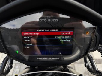 Moto Guzzi V 85 TT najeto 1.600 stav nového-spousta doplňků - 12