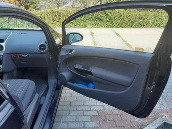 Corsa - 12
