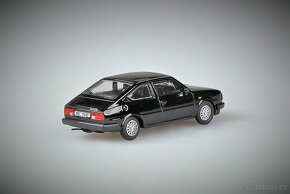 Model ŠKODA Rapid 136 GB Black "anglická verze" Abrex 1/43 - 12