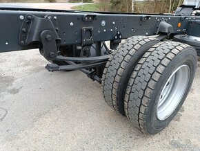 Iveco ML120E22 6ti válec, Nový podvozek - 12