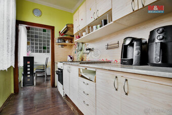 Prodej rodinného domu, 220 m², Kralupy nad Vltavou-Lobeček - 12