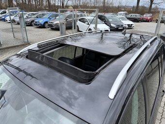 Volkswagen Touran 2.0 TDI 130 kW DSG Highline - 12
