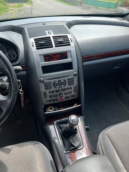 Peugeot 407 - 12