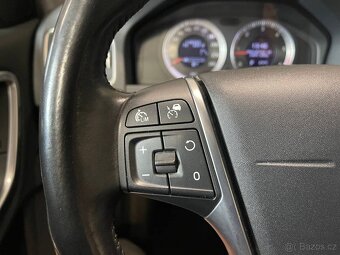 Volvo V60, 2.4d, 151kW, Automat, 140t.km., bohatá výbava - 12