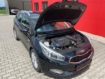 Kia Ceed 1.4 CRDi kombi - 12