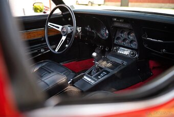 Chevrolet Corvette Stingray 1972 v pěkném stavu - 12
