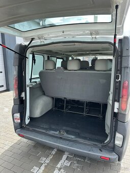 OPEL VIVARO 1.9CDTI 74KW BEZ DPF BUS 9 MÍST R.V.2006 - 12