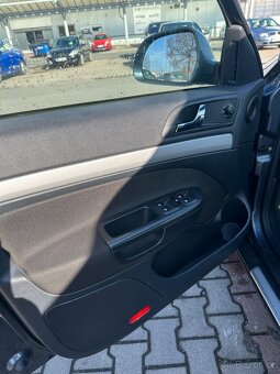 ŠKODA Octavia II Combi Facelift Motor 1.6 TDi. Rok 2012 - 12