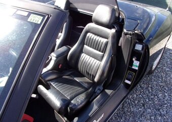 Alfa Romeo Spider 2.0 T.S. 114kW 213 000KM NOVÝ benzín - 12