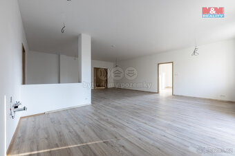 SLEVA Prodej bytu 5+kk, 179 m², Cheb, ul. Břehnická - 12
