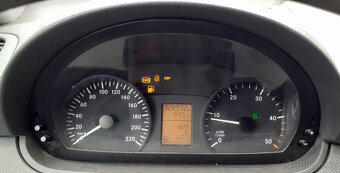 Mercedes Vito II  111 CDI (W639) - 2.2 CDI rok 2010 - 12