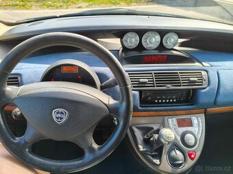 Lancia Phedra rok 2010 motor 100kw RHR - 12