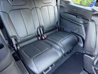 JEEP GRAND CHEROKEE WL LIMITED  LPG - 12