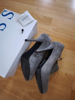 Dámské Guess boty v.40 bar.MGREY - 12